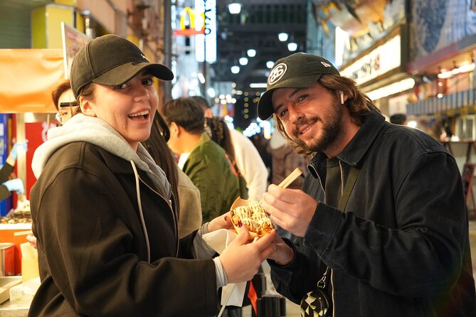 [1 Group Only] Osaka Street Food Tour for Family - Shinsekai for photos and retro street vibes