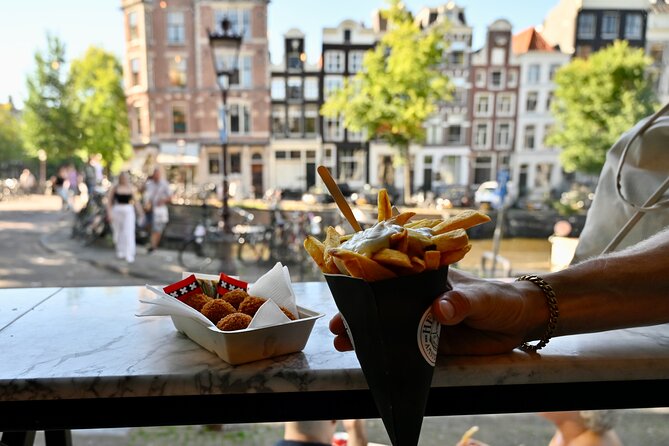 10 Tastes of Amsterdam: Food Tour by UNESCO Canals and Jordaan - Puccini Bomboni: Dutch pralines and the cacao angle