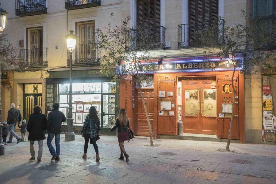 2.5-Hour Evening Tapas Tour through Madrid - Price and value: what $41 really buys you (and what’s extra)