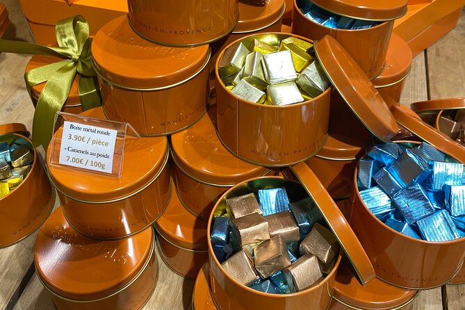 2-Hour Foodie Tour with 10 Tastings in Aix-en-Provence - Calissons and Nougat Stops: The Local Candy Corner
