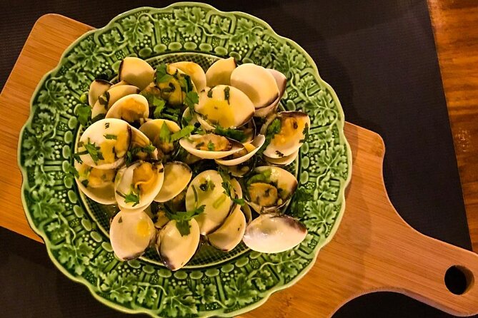 4-Hour Traditional Portuguese Food & Wine Tour in Porto - Seafood and Fish Tastings: When Porto Starts Making Sense