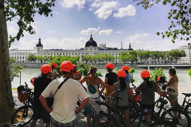 4h Complete Lyon Experience: E-Bike, Food Tasting & Old Town Walk - Electric Bikes and Lyon’s Bike Lanes: Why This Ride Feels Comfortable