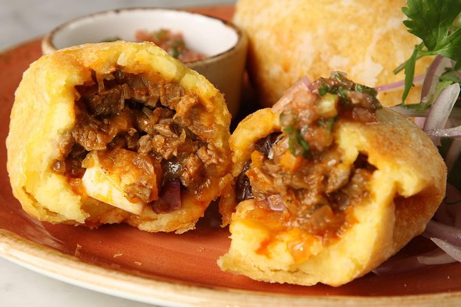 5 iconic restaurants of Lima a 3-hour guided food tour in Barranco - Timing and walking pace: a 3-hour dinner with a route