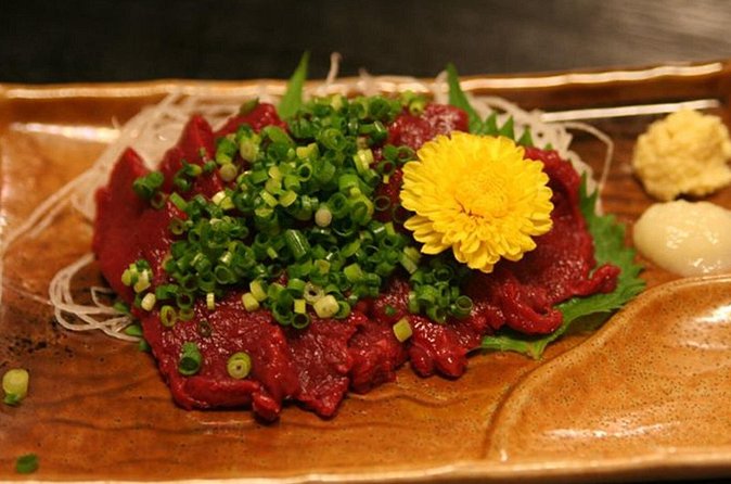 Adventurous Japanese Food Tour in Tokyo - Horse meat: raw, served with context