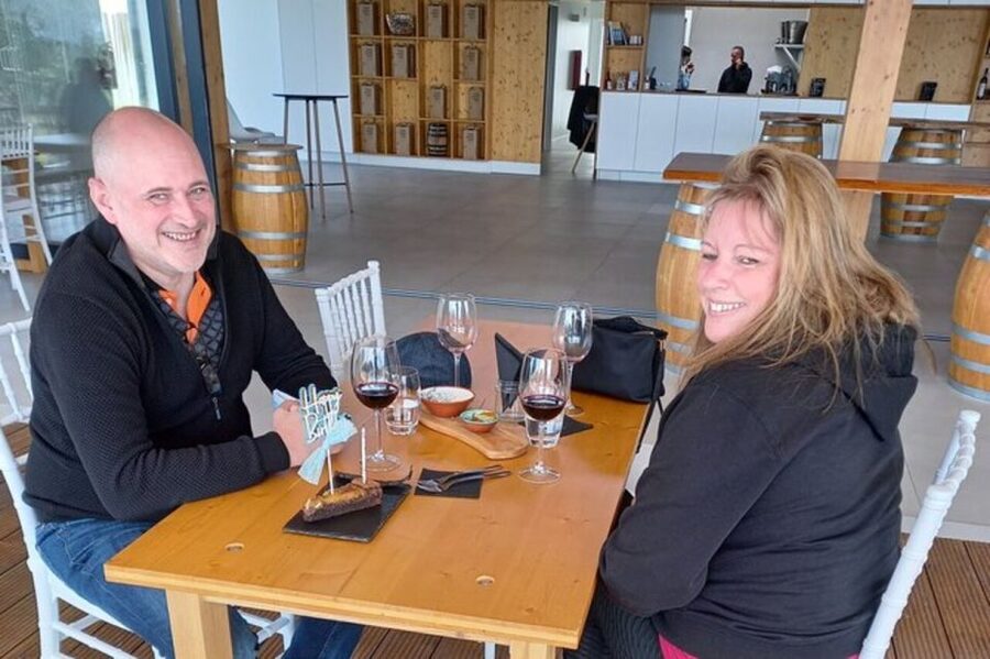 Albufeira/Vilamoura: Winery Tour with Wine Tasting and Tapas - Inside the winery: what the vineyard walk teaches you