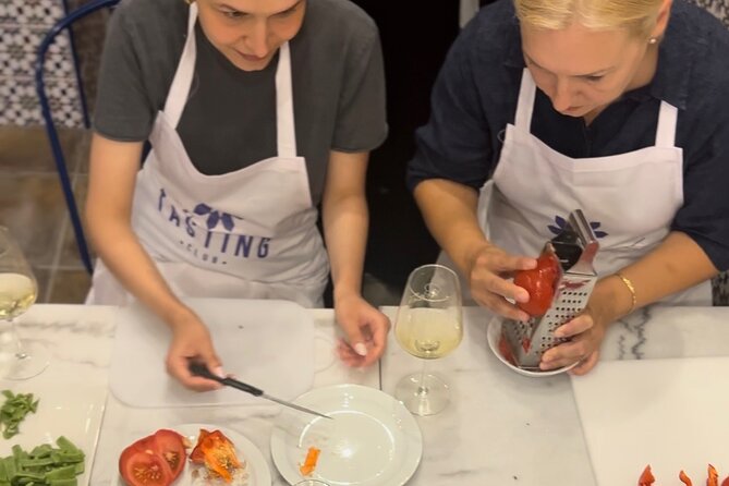 Alicante Paella Cooking Class, Tapas, Drinks and Marketplace - Vegetarian, Seafood, and Meat Options That Still Feel Real