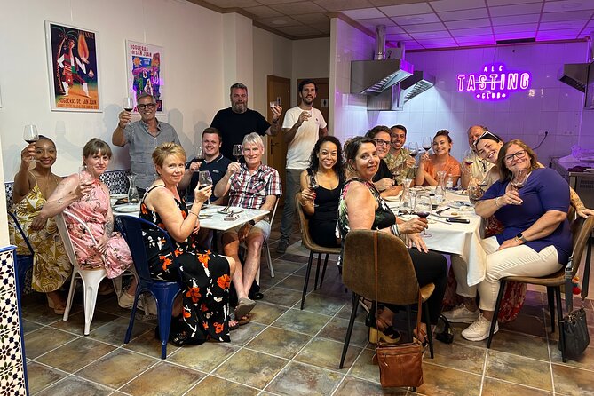 Alicante Wine Tasting and Tapas Club - Tapas pairing: traditional flavors in a format built for sharing