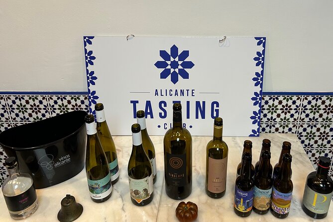 Alicante Wine Tasting and Tapas Club - Sensory touches: lights, music, and aromas that change the mood