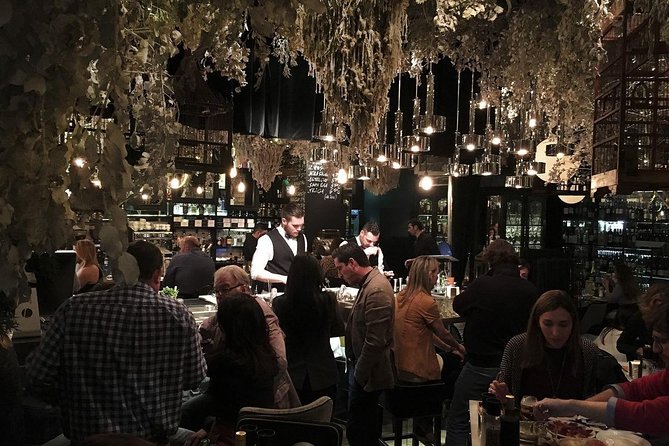 Alicante Wine Tasting and Tapas for Foodies - Walking around Alicante the useful way: old-town context while you eat