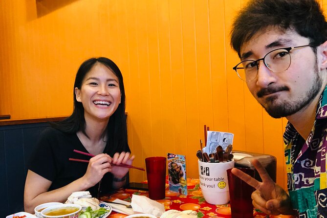 All-Inclusive Downtown Portland Food Tour - Powell’s City of Books: Chocolate and Dessert Thinking in a Bookstore Break