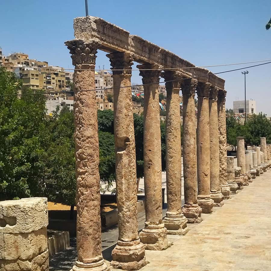 Amman Walking Tour: Hidden Gems, Culture & Street Food - Downtown Markets and Street Food: What You Actually Taste Matters