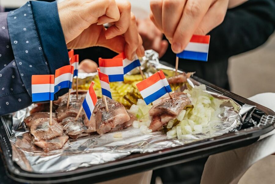 Amsterdam: Jordaan District Local Food Walking Tour - The Jordaan lesson you can actually use