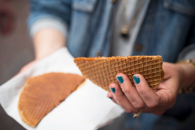 Amsterdam's Market Street Food Tour with Streat Bites - What you’ll actually taste: stroopwafels, fries, herring, and more