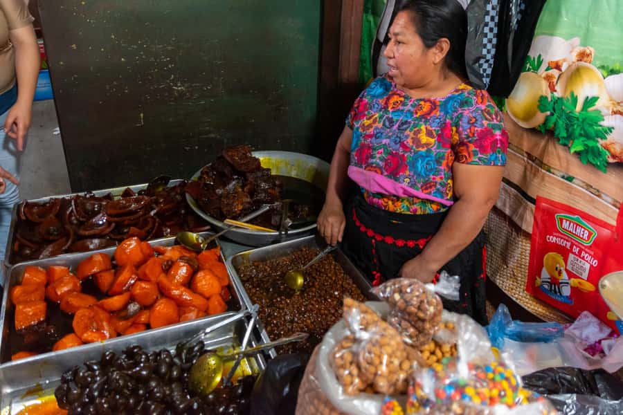 Antigua Guatemala: Street Food Walking Tour with Tastings - Mayan Gold and Corn-Based Bites: The Salty Part of the Lesson