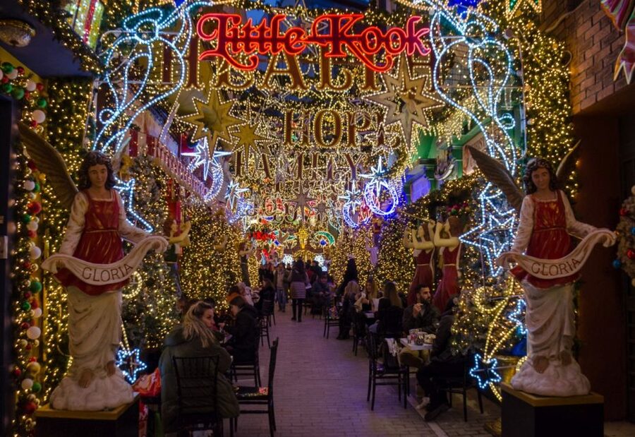 Athens: Evening Food Walking Tour - Athens After Dark: Why This Food Walk Feels Different