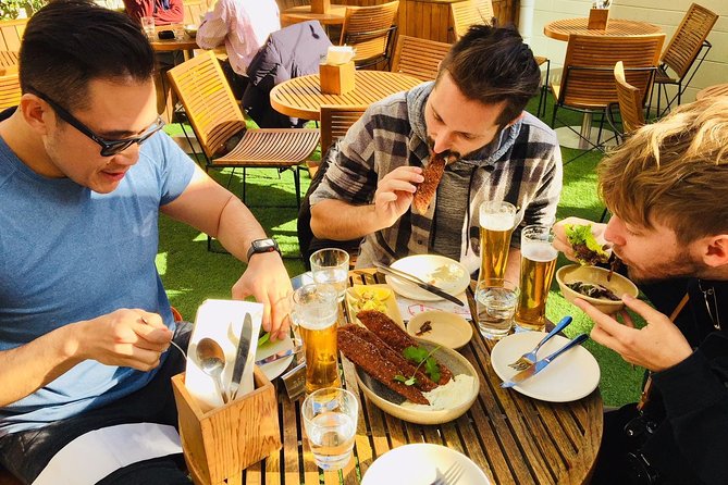 Auckland Food Walking Tour - A 3-hour Auckland food walk that also helps you orient the CBD