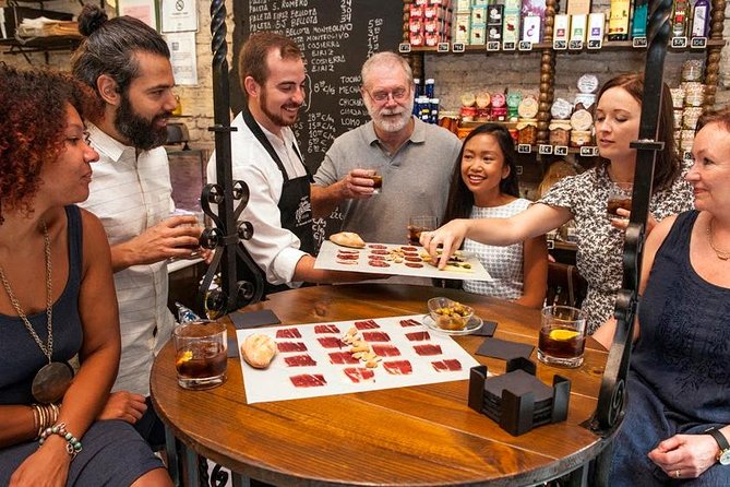 Authentic Flamenco Show with Tapas & Wine Guided Tour - Key things I’d bet on for a great night