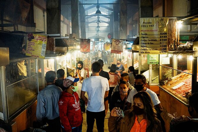 AUTHENTIC OAXACA CULTURAL FOOD TOUR, eat like a local. - Mercado Sánchez Pascuas: corn-centered pre-Hispanic flavors