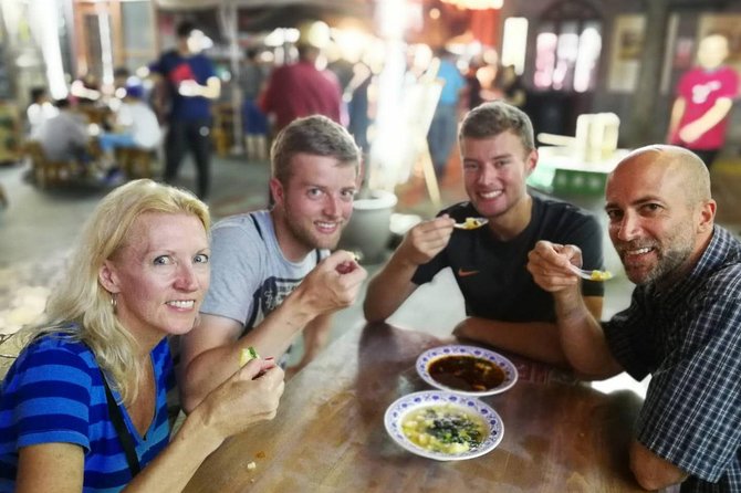 Authentic Old Xi'an Back Alley Food Tour - Back alleys in Xi’an feel like the real city