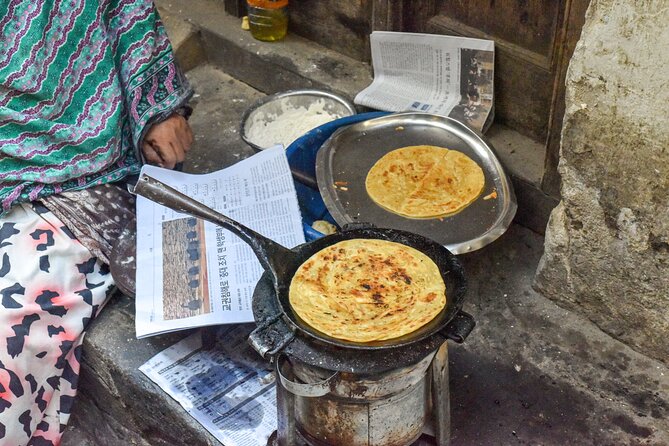 Authentic Street Food Tours in Stone Town, Zanzibar - What You’ll Eat: Sambuusa, Carlisi, Chapati, Uji, Tende Shake, Pizza