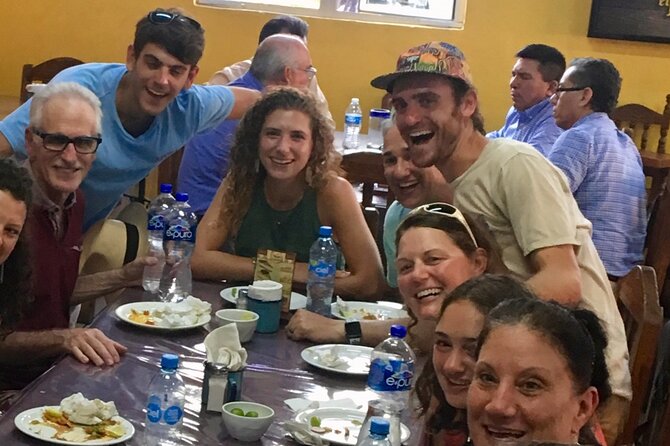 AvoCabo Food Tour - Stop-by-stop tasting: what you’ll eat (and why it works)