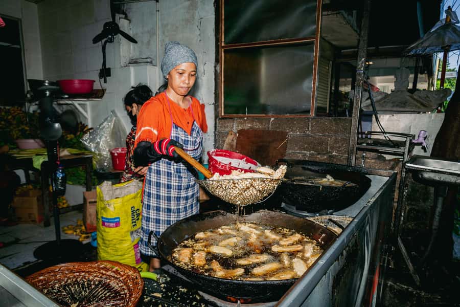 Bali: Bites Food Tour with over 15 Tastings - Key things you’ll notice right away