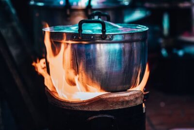 Bangkok: Backstreets Food Tour with 15+ Tastings - Yaowarat backstreets: the reason this tour feels local