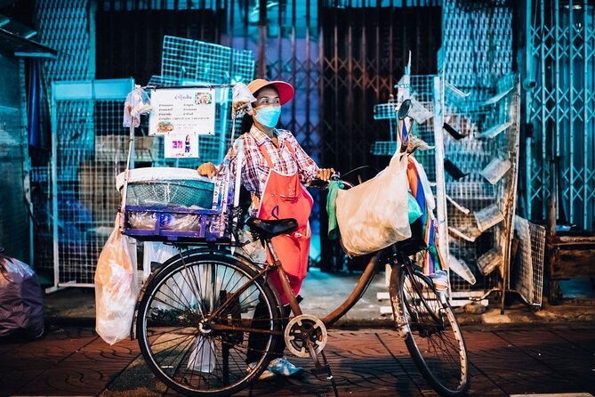 Bangkok: Backstreets Food Tour with 15+ Tastings - Pace, group size, and the “you won’t get lost in the crowd” factor