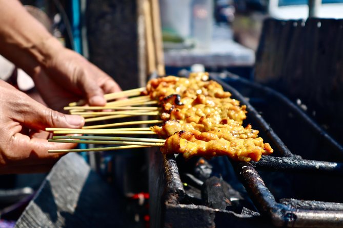 Bangkok by Night Food Tour with 10+ Tastings in Chinatown - Stop-by-Stop Route: What Each Area Adds to the Food Story