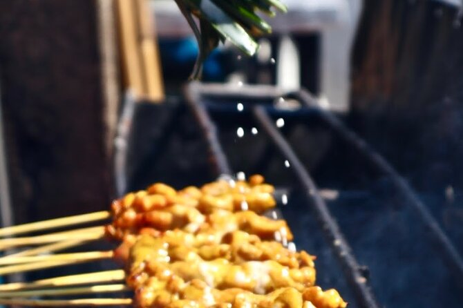 Bangkok by Night Food Tour with 10+ Tastings in Chinatown - Who Should Book This Night Chinatown Tour