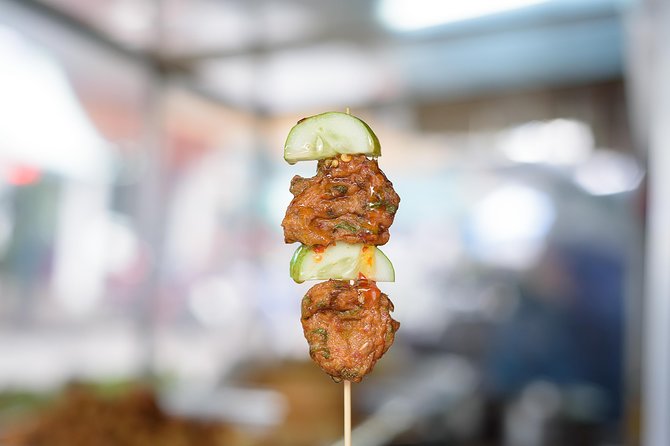 Bangkok Food Tour of Bang Rak with Local Guide - Walking comfort: small group, real streets, warm-weather advice
