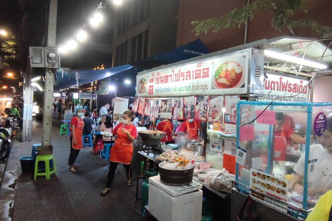 Bangkok: Michelin Guide Street Food Tour by Tuk Tuk - Yaowarat Road: Pa Tong Go Fried Doughnuts