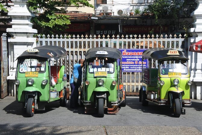 Bangkok: Michelin Guide Street Food Tour by Tuk Tuk - River City Meet-Up and the Easy Taxi Plan