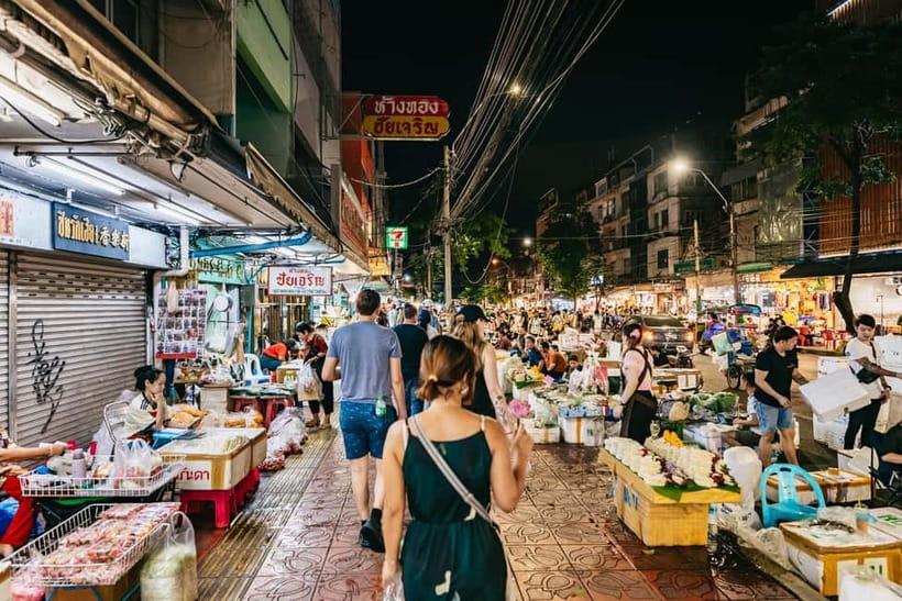 Bangkok: Midnight Food Tour by Tuk-Tuk - Pacing, Walking Comfort, and the Tuk-Tuk Factor