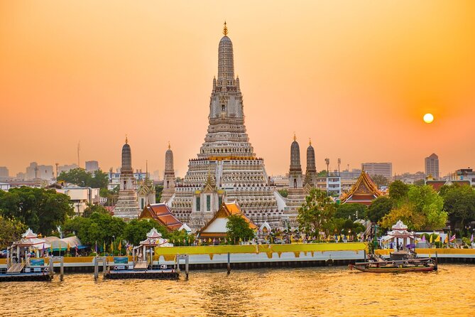 Bangkok Tuk-Tuk Tour by Night with Chinatown Street Food Meal - Sao Chingcha (Giant Swing): the skyline landmark break