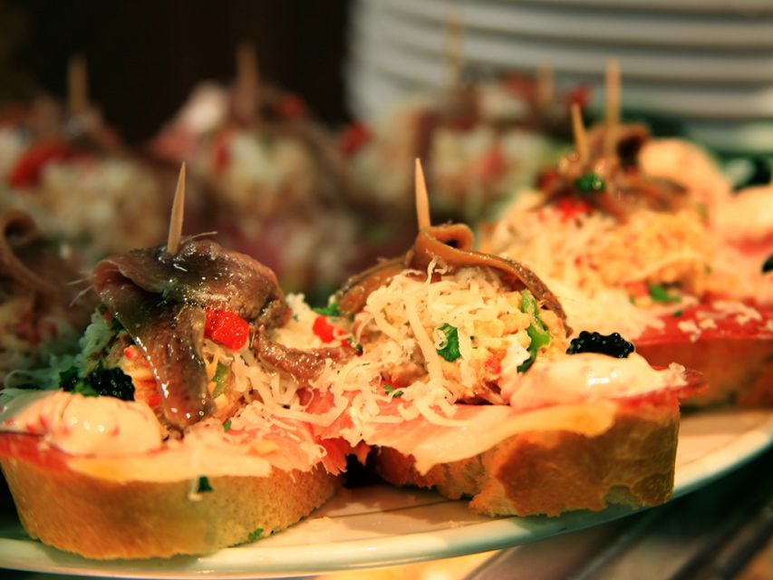 Barcelona: 4-Hour Tapas Evening Tour and Flamenco Show - Should You Book This Tapas and Flamenco Tour?