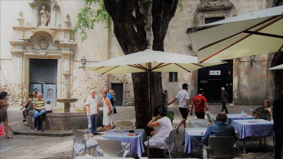 Barcelona: 4-Hour Tapas Evening Tour and Flamenco Show - Flamenco at Tablao Style: How to Get More Out of the Show