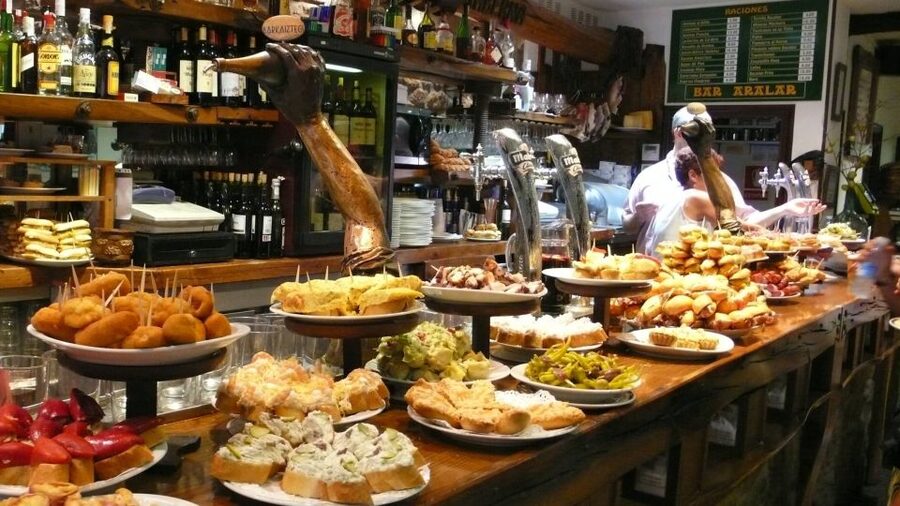 Barcelona: 4-Hour Tapas Evening Tour and Flamenco Show - Value Check: Is $65 Worth It for This Mix?