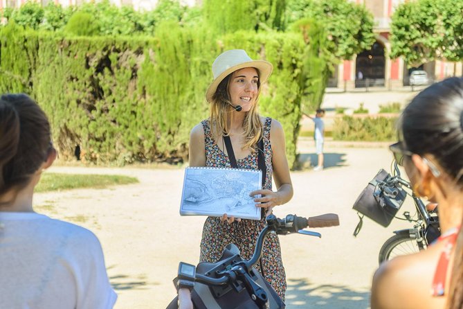 Barcelona E-Bike Small Group Tour with Tapas & Wine Tasting - Tapas and wine tasting: what you actually get at the bar