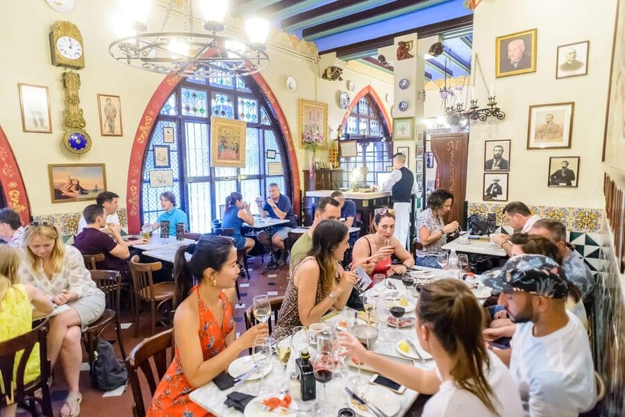 Barcelona eBike Tour with Wine and Tapas Experience - Old City to Barri de la Ribera: cobblestones without the grind