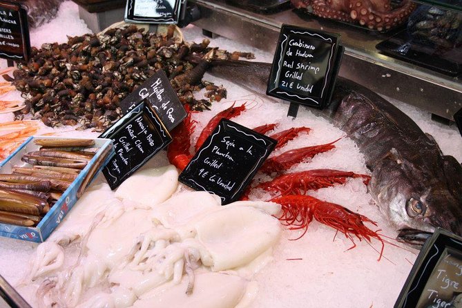 Barcelona Food Tour: Market & Gothic Quarter with Expert Guide - Key things that make this tour worth your time