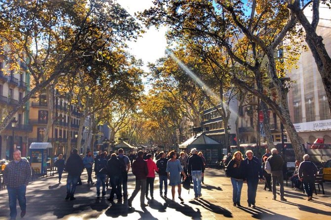Barcelona Food Tour: Market & Gothic Quarter with Expert Guide - Small-group reality: why max 15 matters