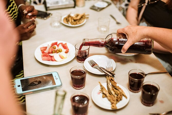 Barcelona Gothic Quarter Tapas & Taverns Food & Wine Tour - Guide Matters: What to Expect from the People Leading This Tour