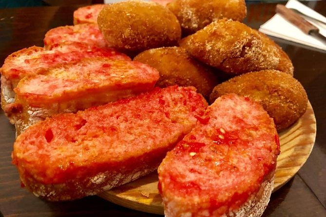 Barcelona Gothic Quarter VIP Tapas & Wine Tour - Friday–Sunday: roman wall remnants and Catedral Del Mar area