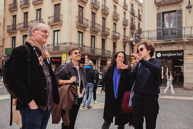 Barcelona : Gothic, Tapas, Churros & Vermouth - Narrow streets in Sant Pere: where the walk gets intimate