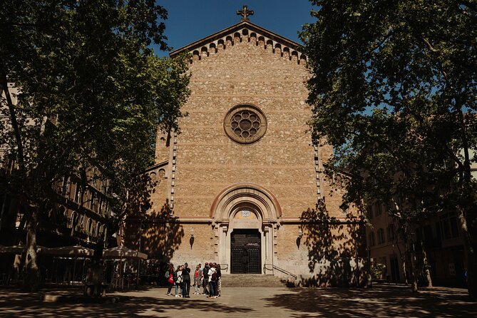 Barcelona Gracia Neighborhood Local Food & History Tour - Mercat de la Llibertat: aperitivo in a historic modernist market