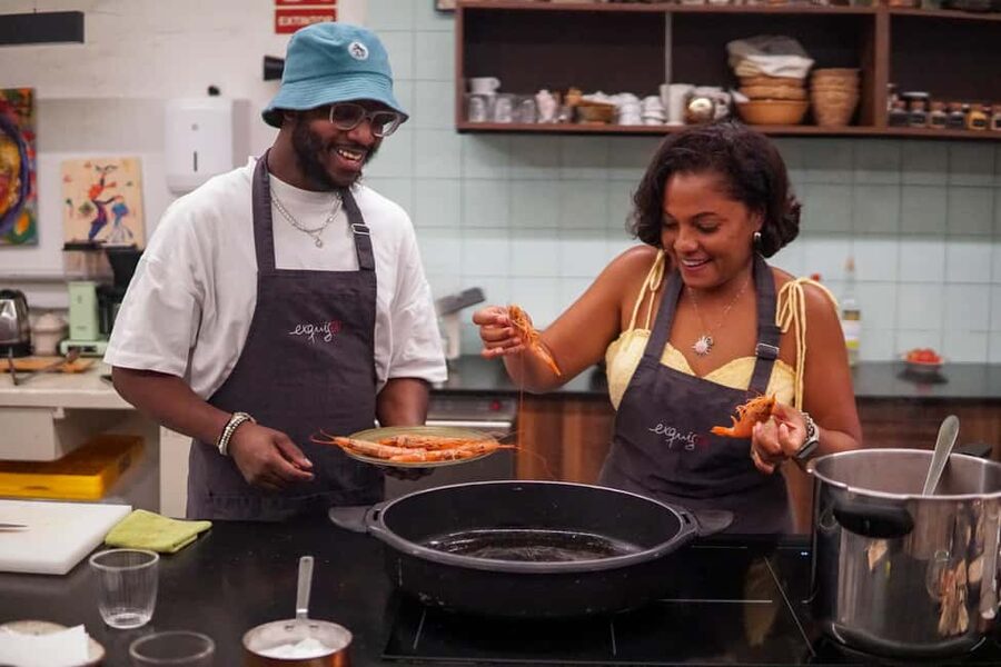 Barcelona: Paella & Tapas Cooking Class with Sangria - Gràcia’s Open-Kitchen Setup: Less watching, more doing