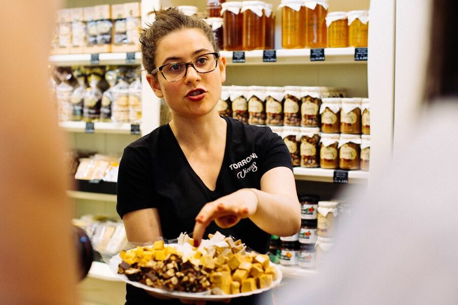 Barcelona: Private Food Tour – 10 Tastings with Locals - Barcelona Private Food Tour: Why this format works