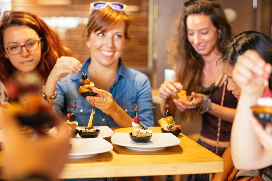 Barcelona: Private Food Tour – 10 Tastings with Locals - Hospital de Santa Creu: why a landmark stop belongs in a food tour