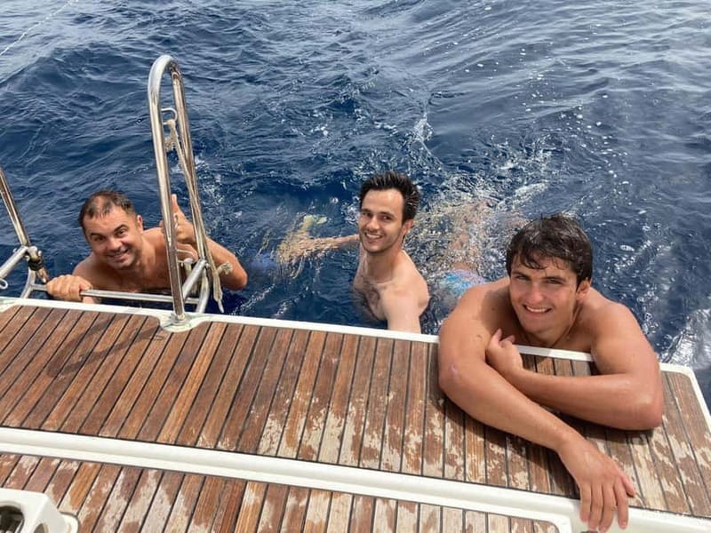 Barcelona: Sailing Tour with Tapas, Drinks and Swim Stop - Meeting Moll de la Barceloneta 1: Finding the No Limits Boat